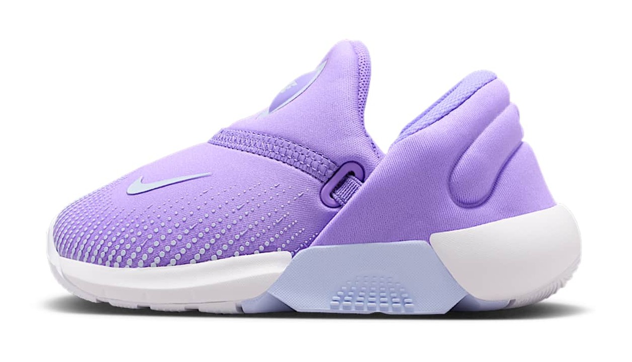 Nike Swoosh Go "Atomic Violet & White"