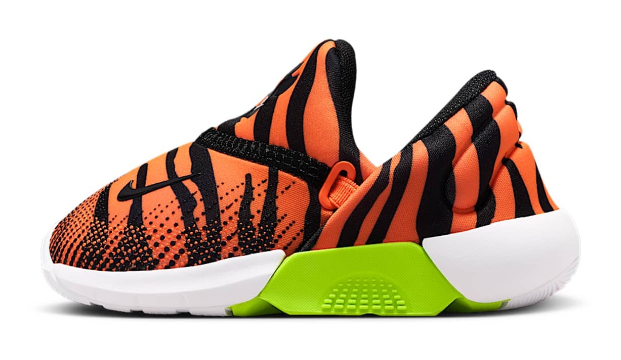 Nike Swoosh Go
