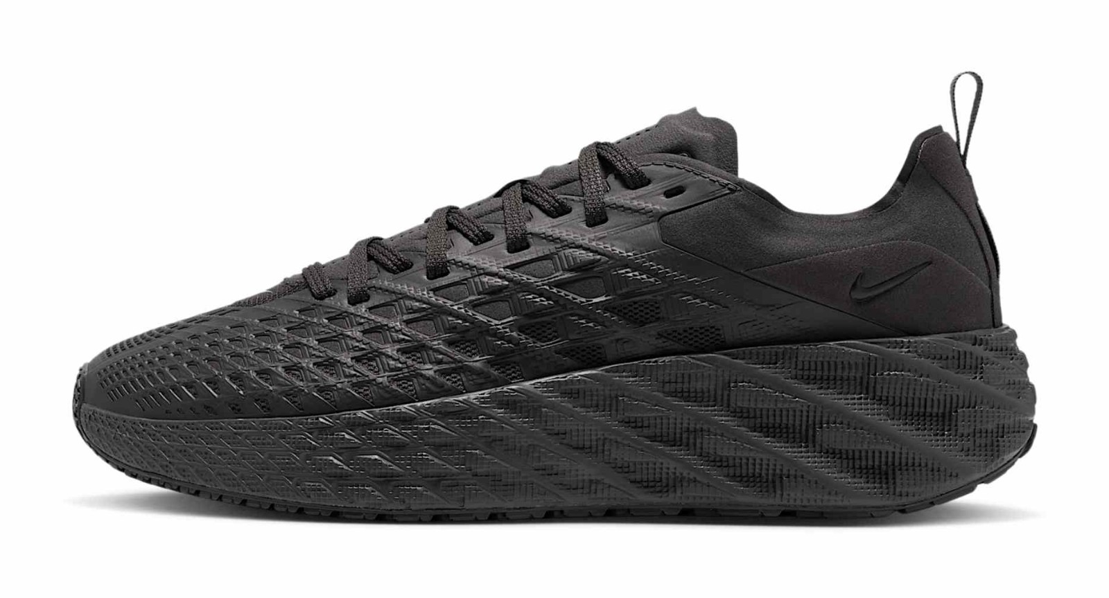 Nike Ava Edge