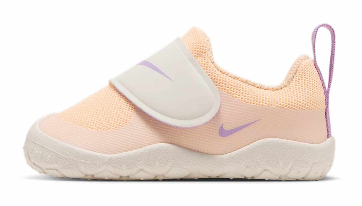 Nike Swoosh 1 Essential