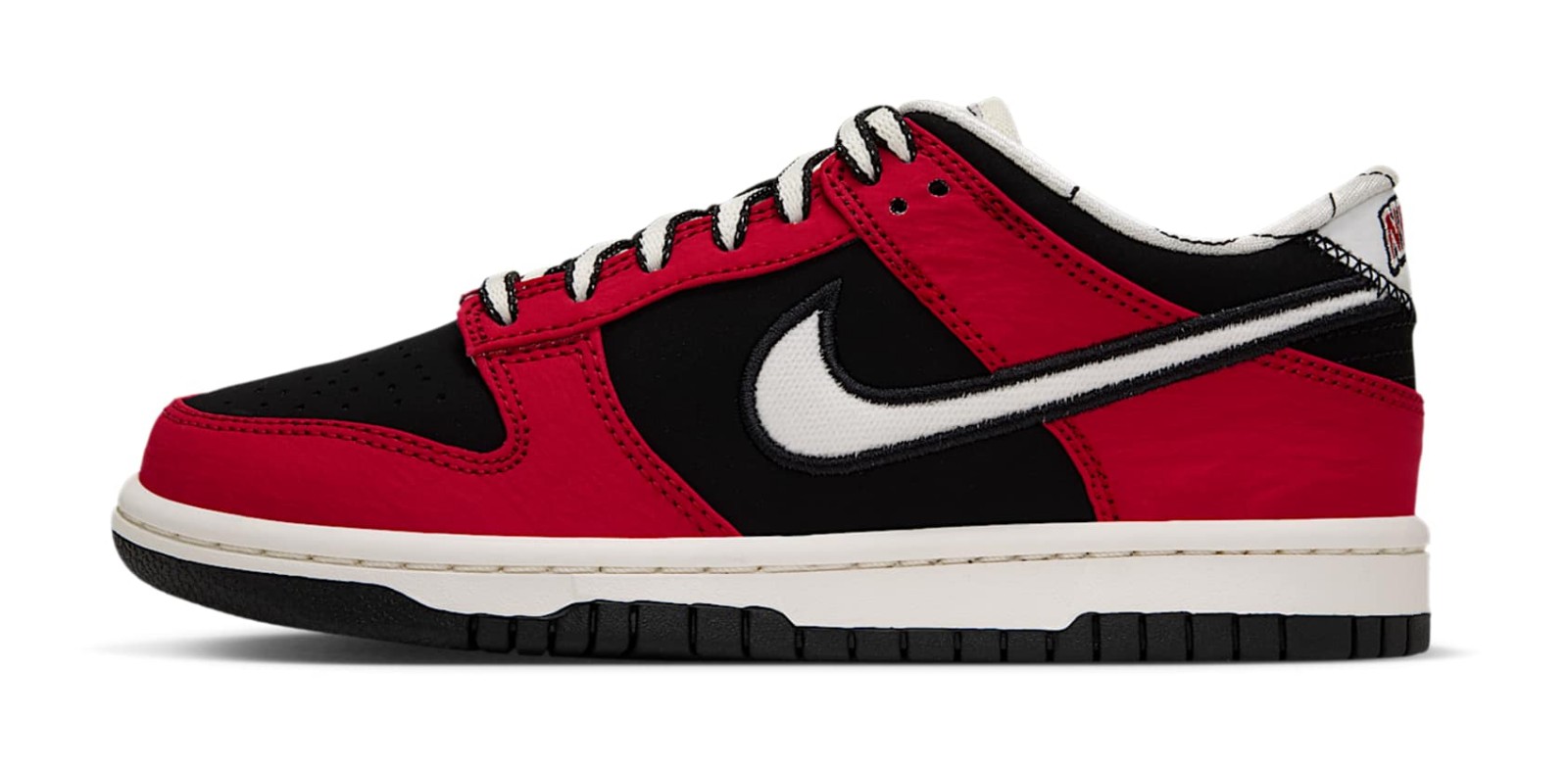 Nike Dunk Low LV8