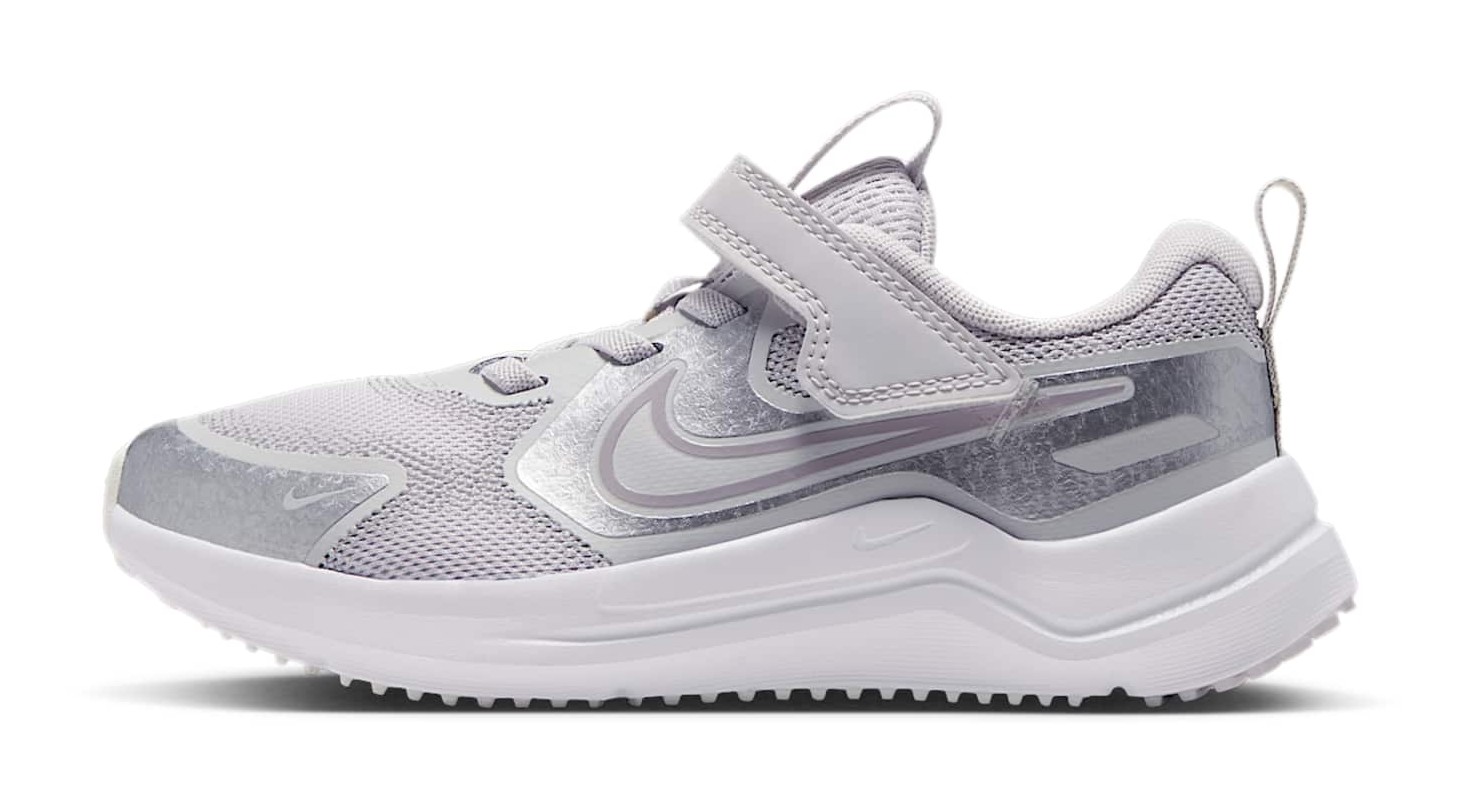 Nike Cosmic Runner SE
