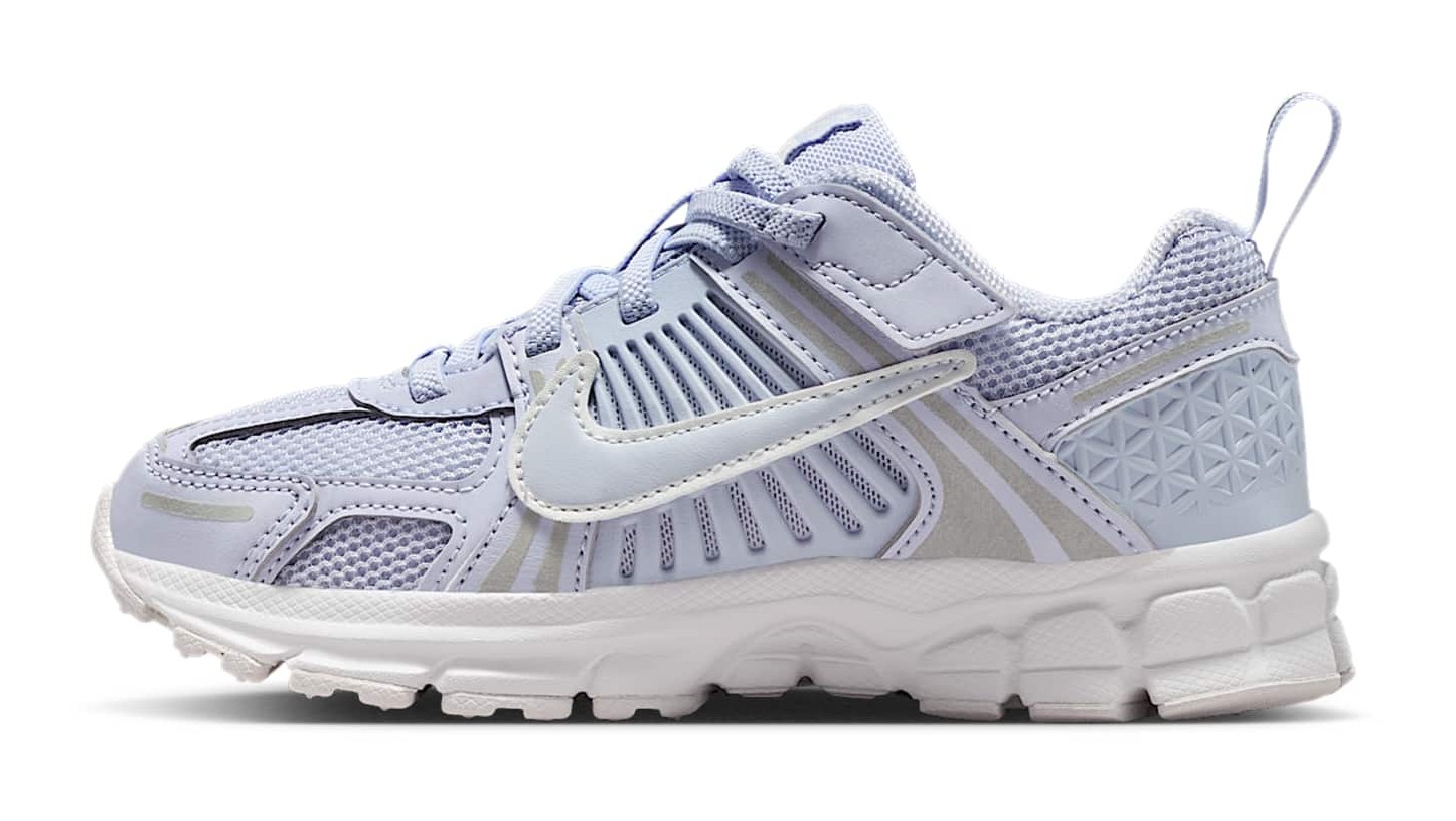 Nike Vomero 5 "Ghost & Summit White"