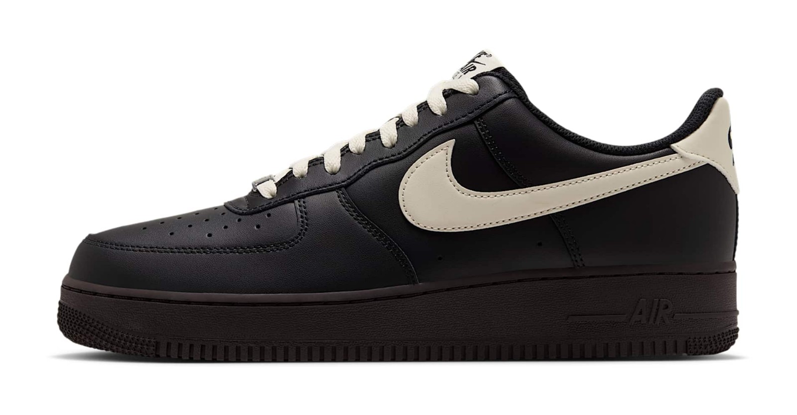 Nike Air Force 1 Low '07 "Black & Velvet Brown"