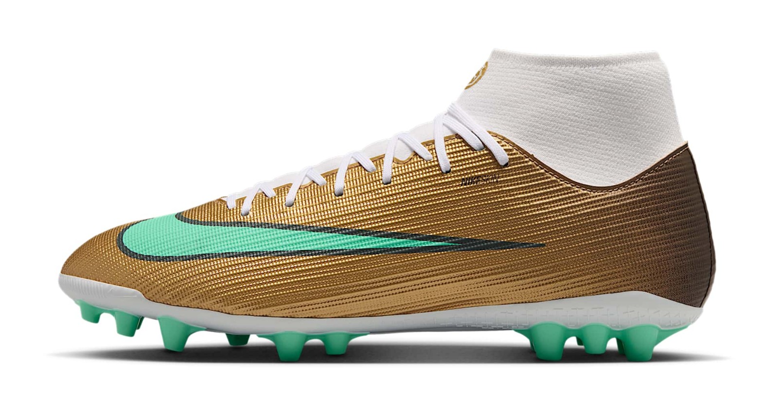 Kylian Mbappé x Nike Mercurial Superfly 11 Academy "Metallic Gold & Green Glow"