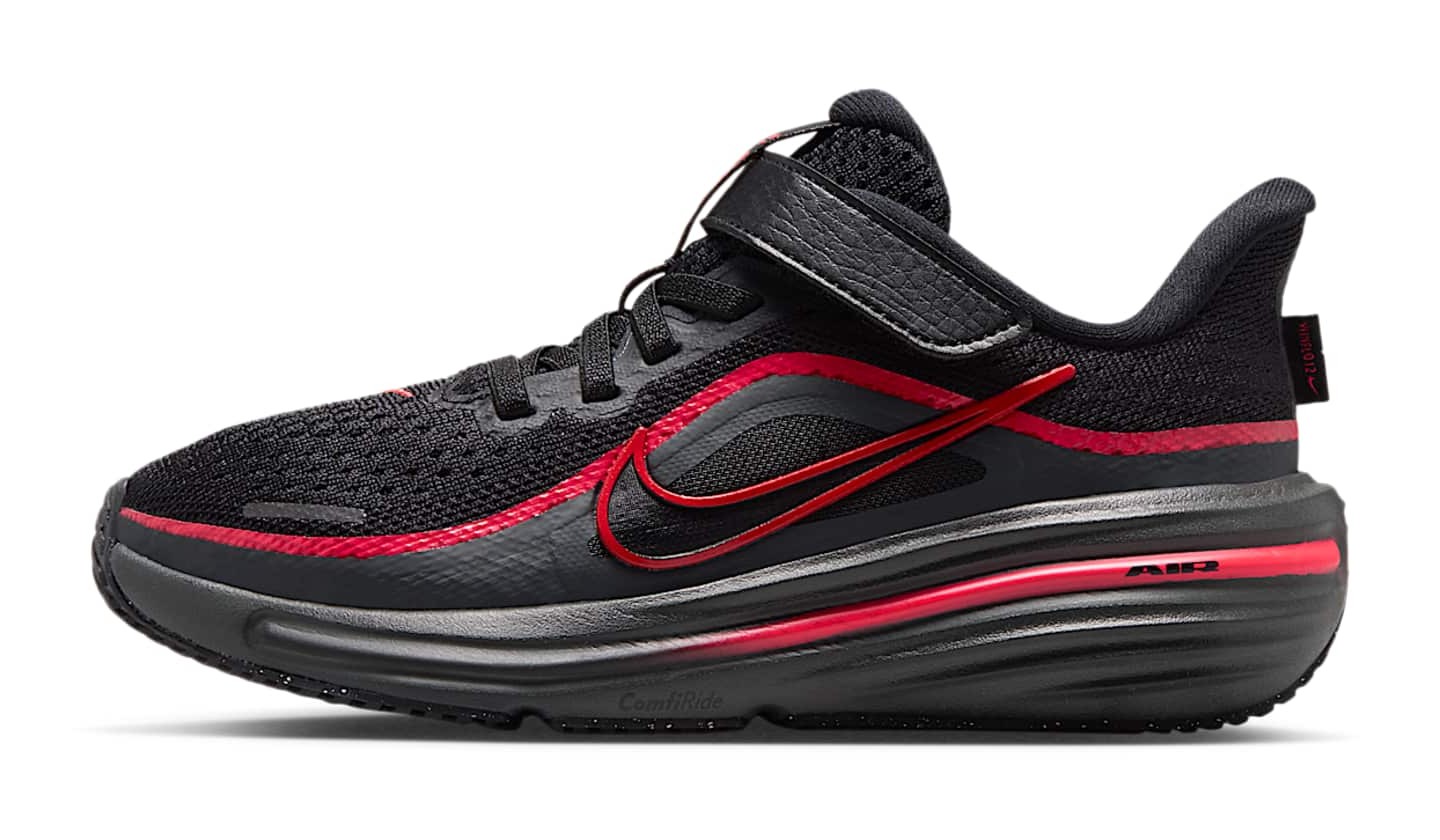 Nike Winflo 12 "Black & Red Orbit"