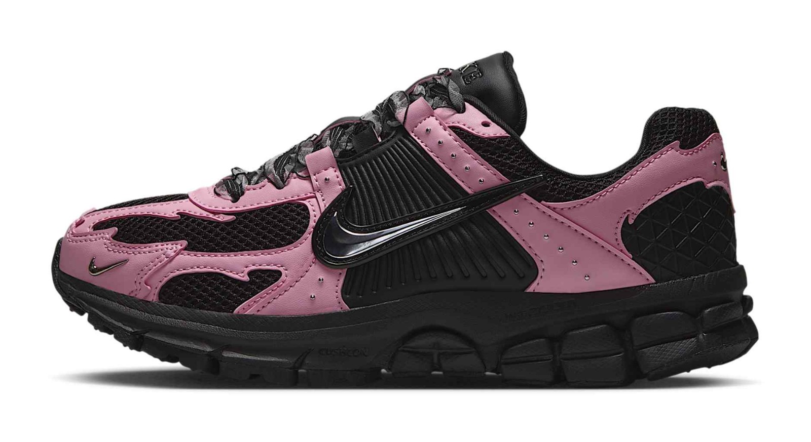 Nike Vomero 5 "Black & Medium Soft Pink"