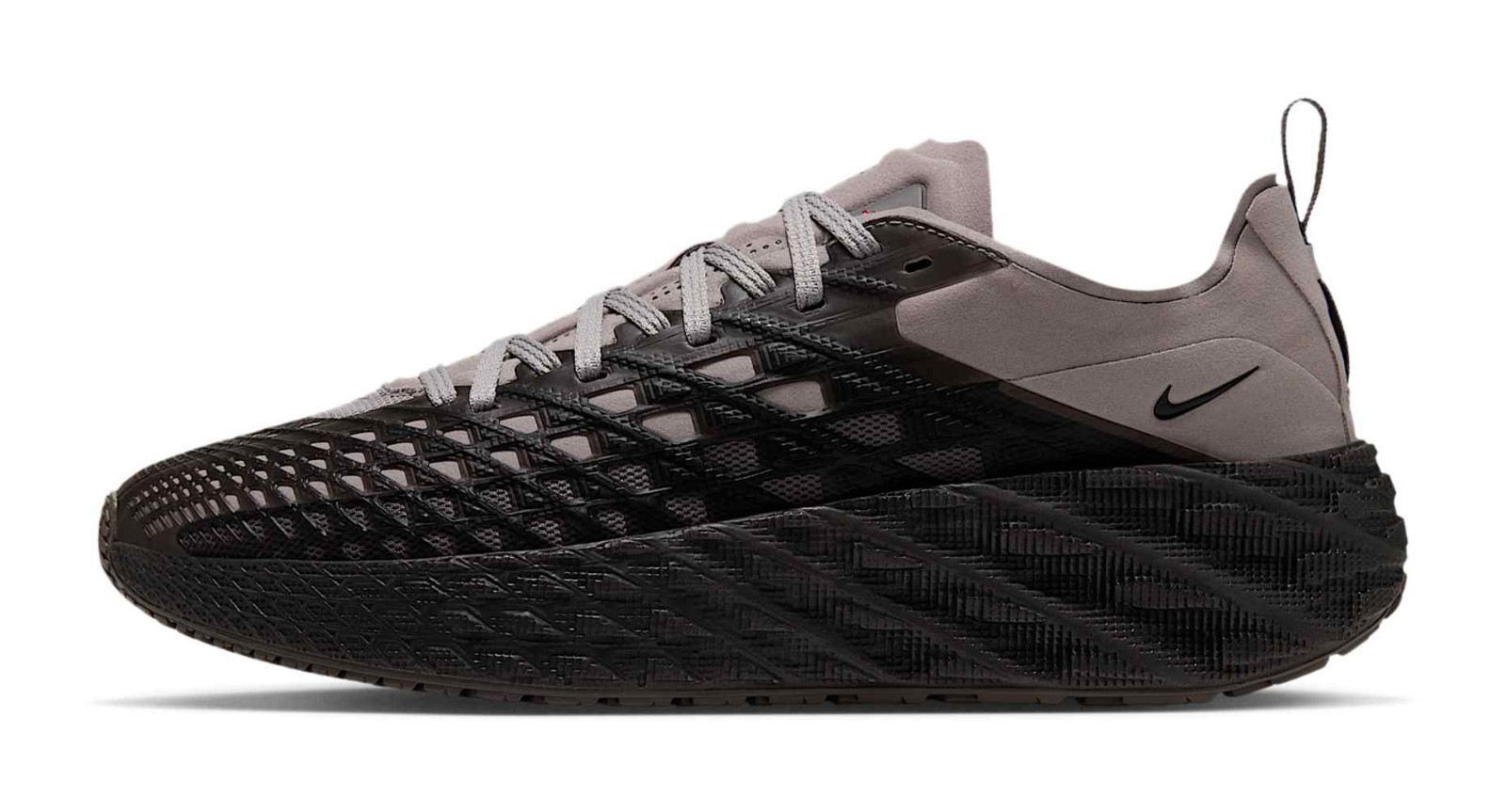 Nike Ava Edge