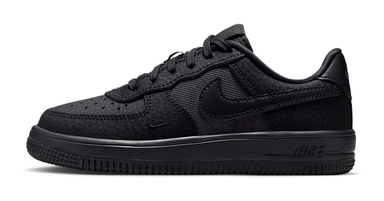 Nike Force 1 Low Lace "Triple Black"