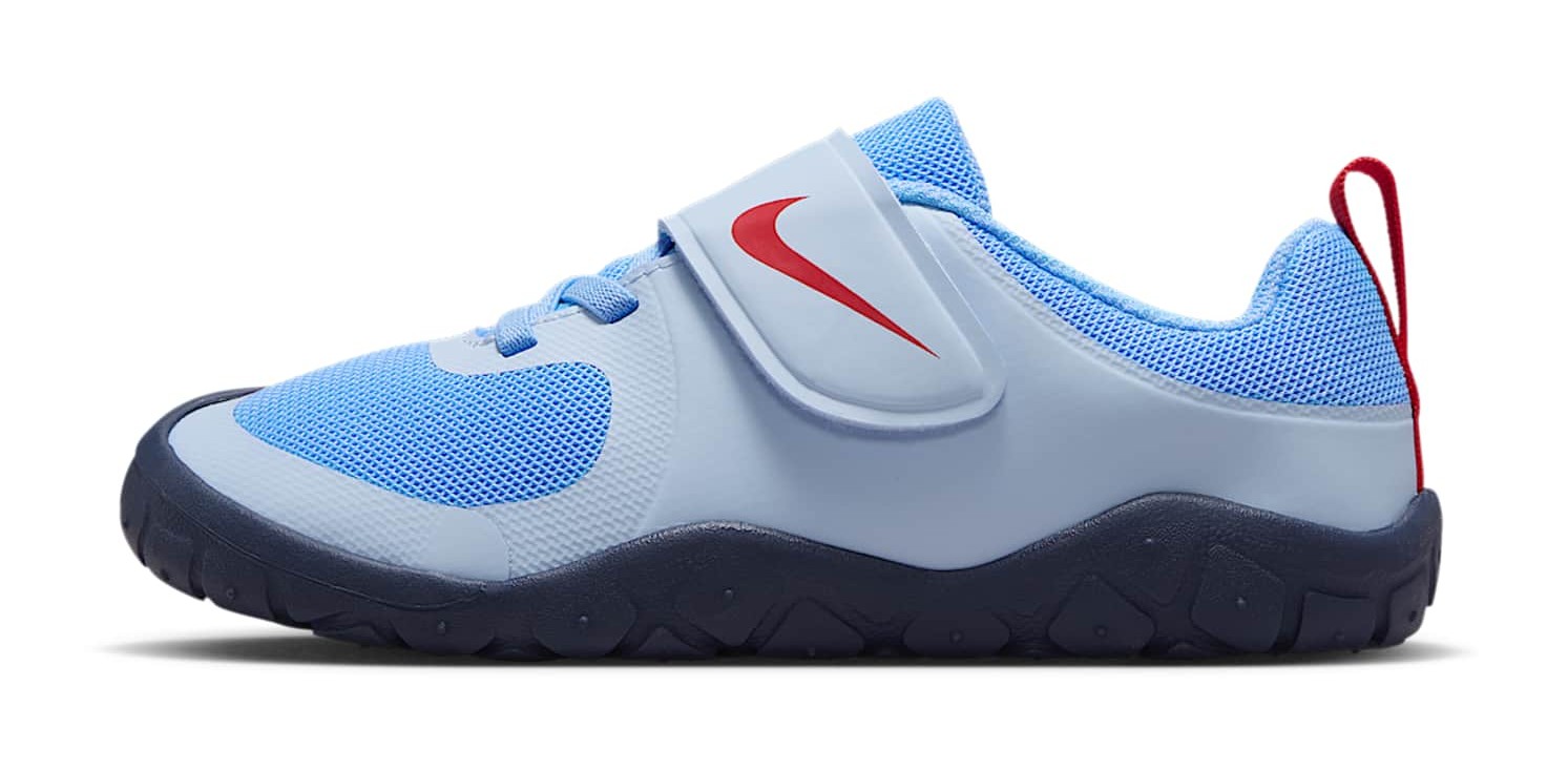 Nike Swoosh 1 Essential