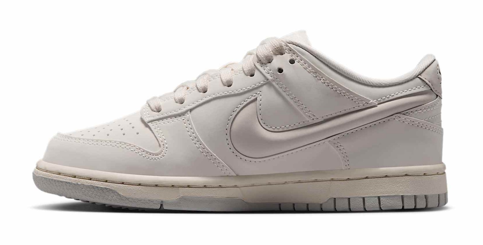 Nike Dunk Low LV8