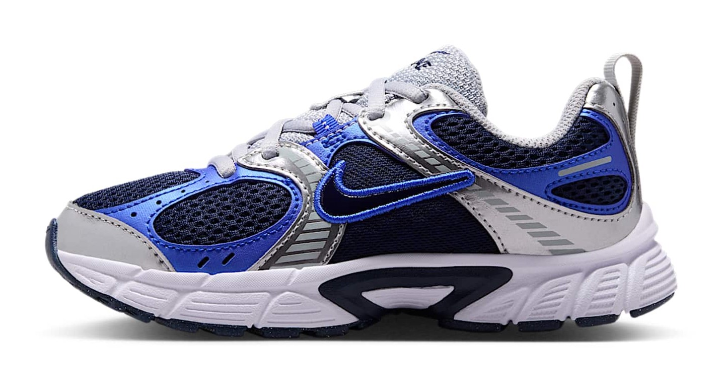 Nike V5 RNR Lace