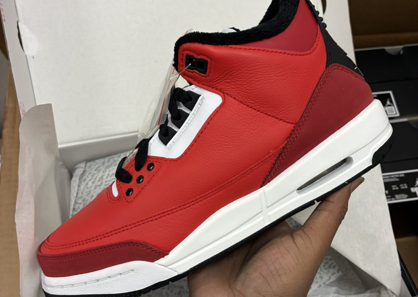 Air Jordan 3 Retro "Santa"
