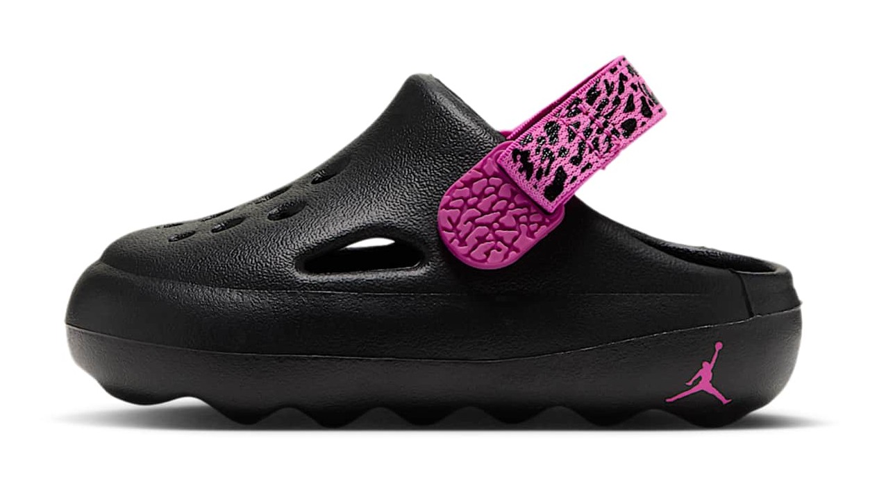 Jordan Hydrip "Black & Laser Fuchsia"