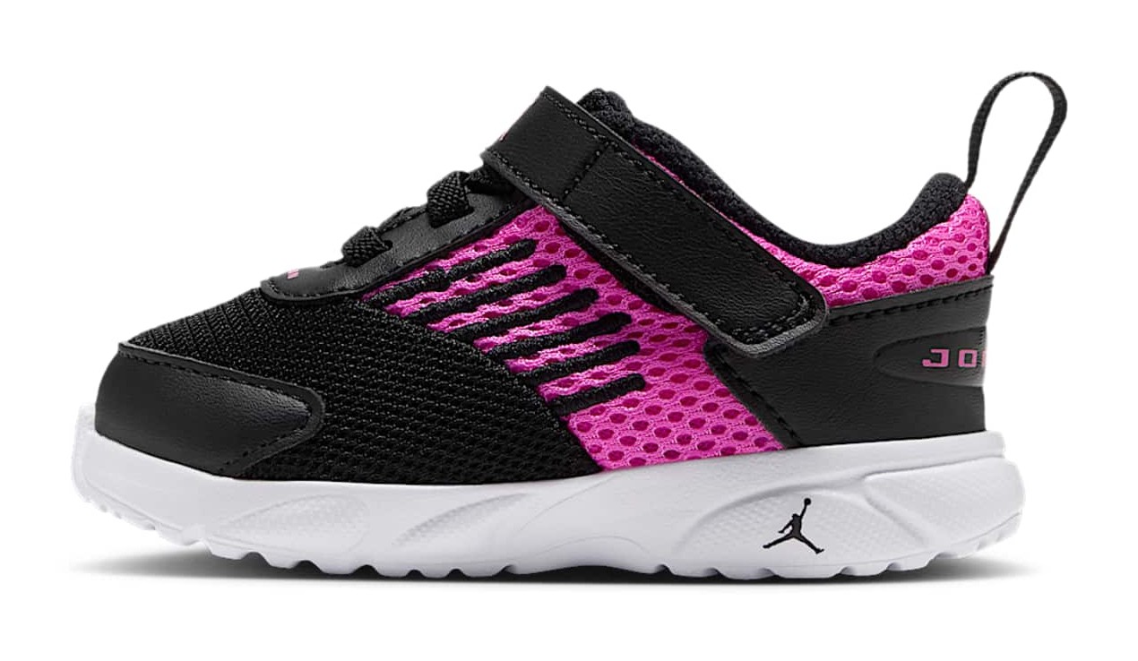 Jordan Trunner Flow "Black & White"