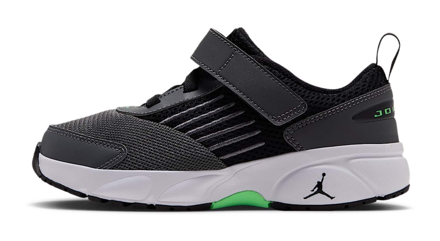Jordan Trunner Flow "Dark Grey & Black"