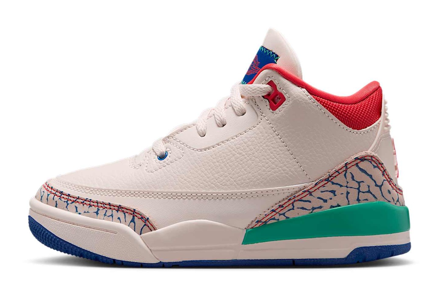 Air Jordan 3 Retro "Chalk & True Blue"
