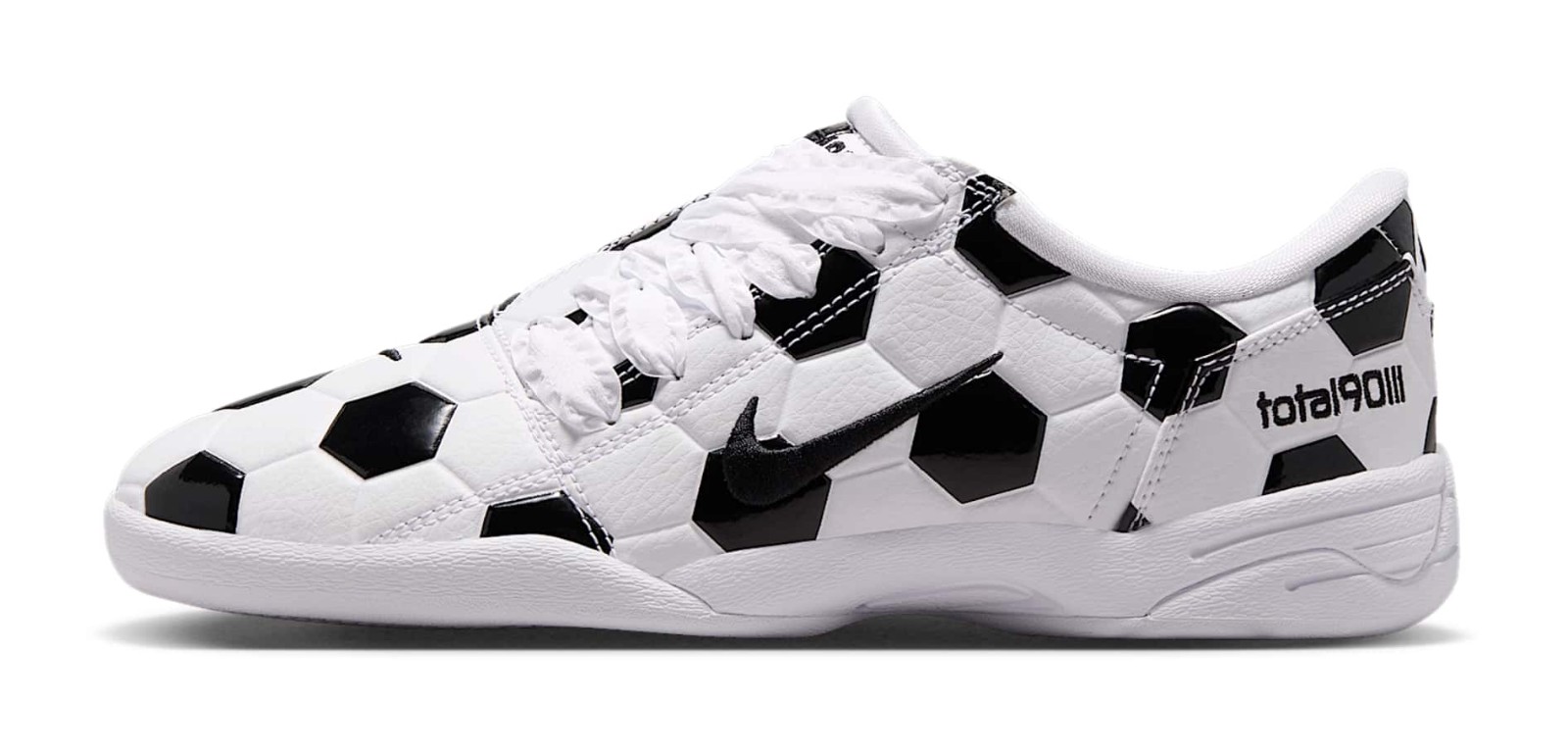 Nike Total 90 SP